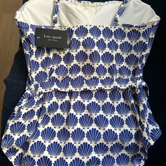 kate spade new york Belted Shell Print One Piece Swimsuit NWT XL - Picture 4 of 5